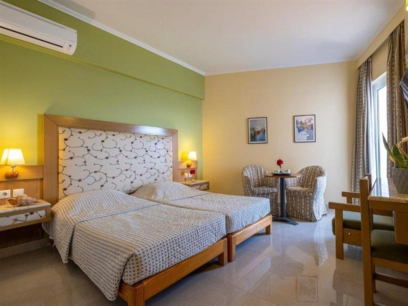 Hotel Dolfin à Tolón Extérieur photo