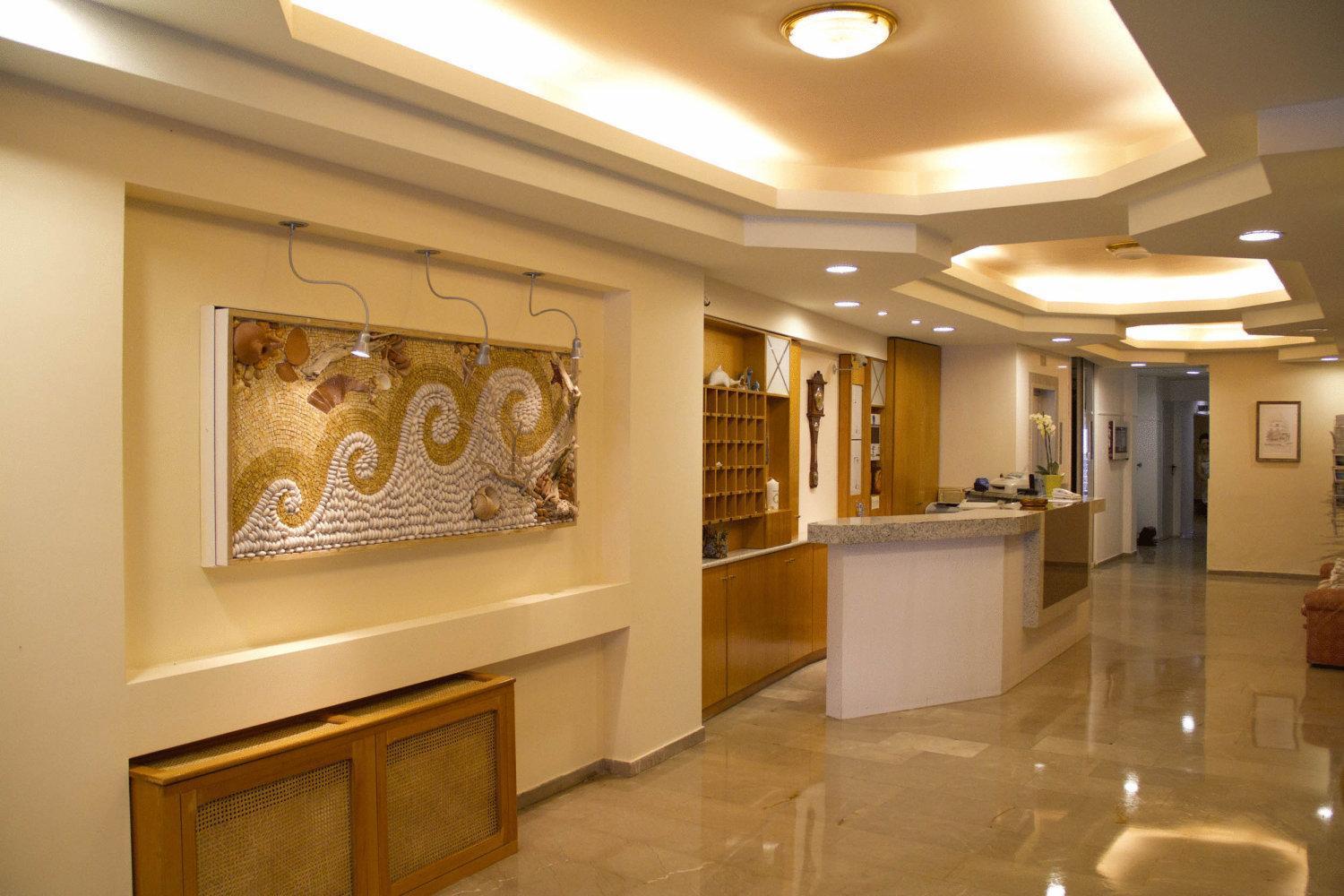 Hotel Dolfin à Tolón Extérieur photo