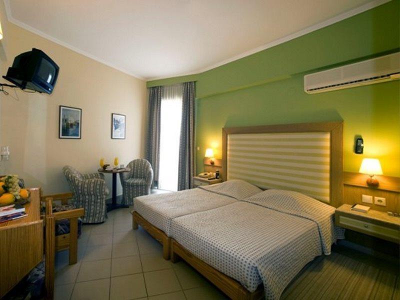 Hotel Dolfin à Tolón Extérieur photo