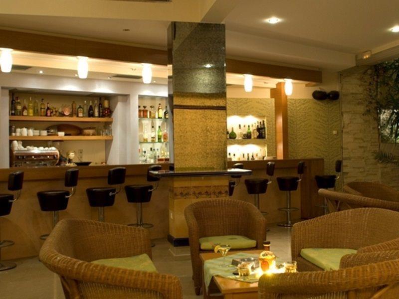 Hotel Dolfin à Tolón Extérieur photo